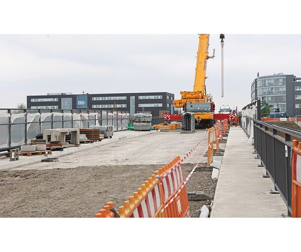 Ab Sommer sollen Busse und Autos wieder freie Fahrt auf der Pflugfelder Brücke haben.