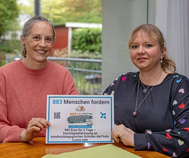Anna Scheper und Nicole Dries kämpfen dafür, dass die Ganztagsbetreuung an den sonderpädagogischen Bildungs- und Beratungszentren nicht exorbitant mehr kostet als an der Regel-Grundschule.