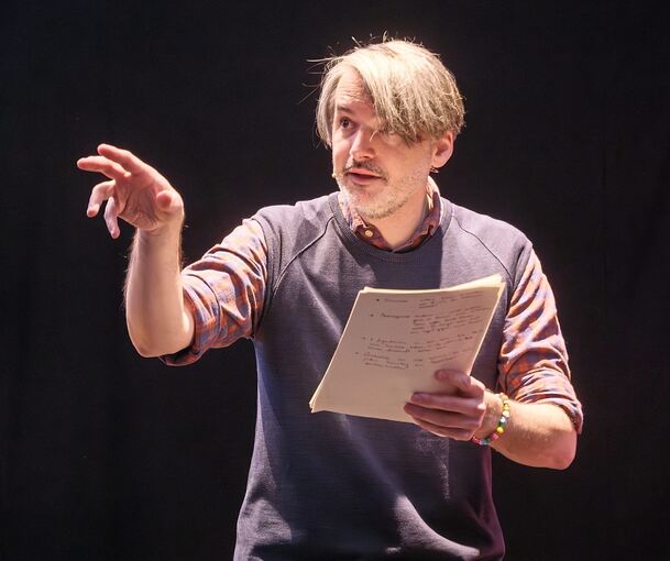 Verschmitzter Wortakrobat: Saša Stanišić im Stuttgarter Literaturhaus.