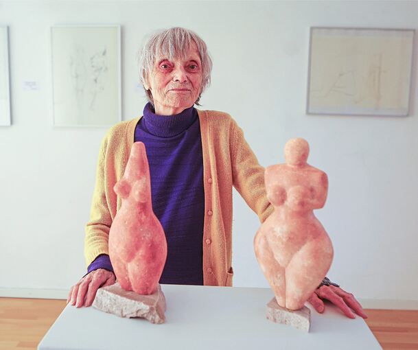 „Lange Zeit war es die Form, jetzt fasziniert mich die Farbe“, sagt Anna Hafner, die in der Galerie 4/1 in Korntal-Münchingen ausstellt.