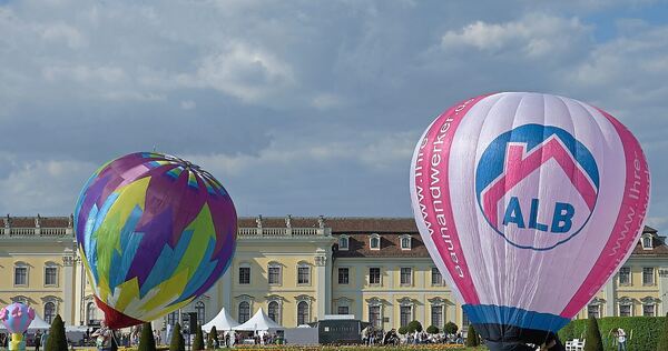 Das Festival Ballonblühen hat am Freitagnachmittag bei schönstem Wetter begonnen.