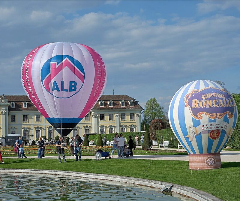 Auch der Circus Roncalli ist mit einem Ballon vertreten.