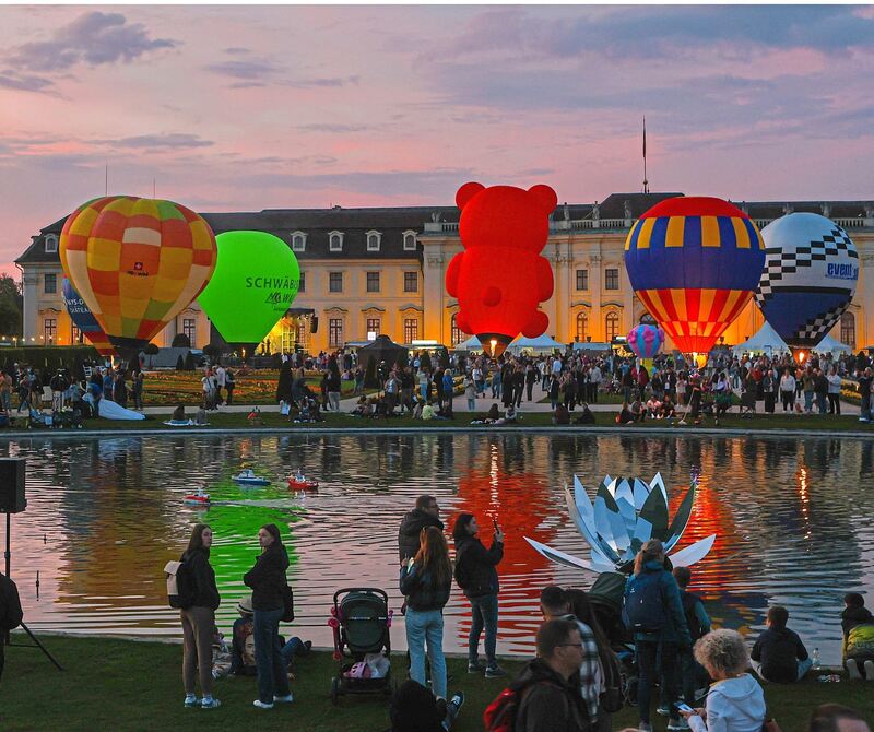 Stimmungsvoll vor barocker Schlosskulisse: Das beliebte Ballonblühen soll künftig nicht mehr im Ludwigsburger Blüba stattfinden. Stimmungsvoll vor barocker Schlosskulisse: Das beliebte Ballonblühen soll künftig nicht mehr im Ludwigsburger Blüba stattfinden.