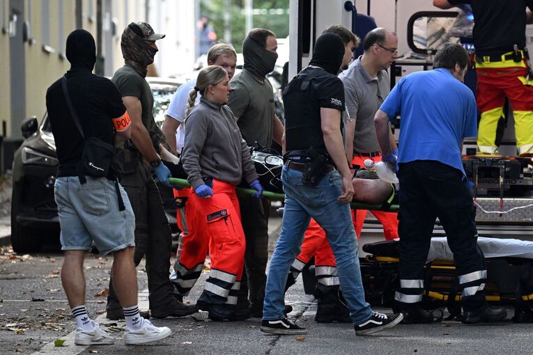 Großer Polizeieinsatz an Berufskolleg in Essen
