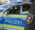 Die Polizei nahm eine 32-Jährige vorläufig fest. Die Polizei nahm eine 32-Jährige vorläufig fest.