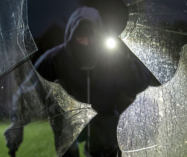 Der Polizeiposten Tamm hat die Ermittlungen übernommen.