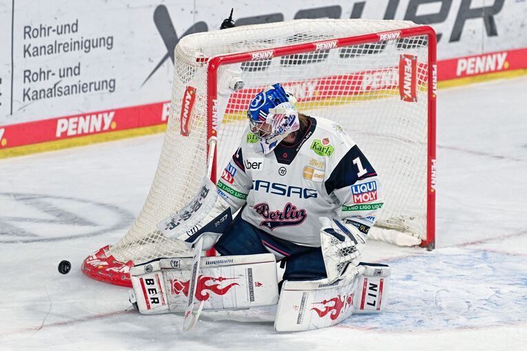 Adler Mannheim - Eisbären Berlin