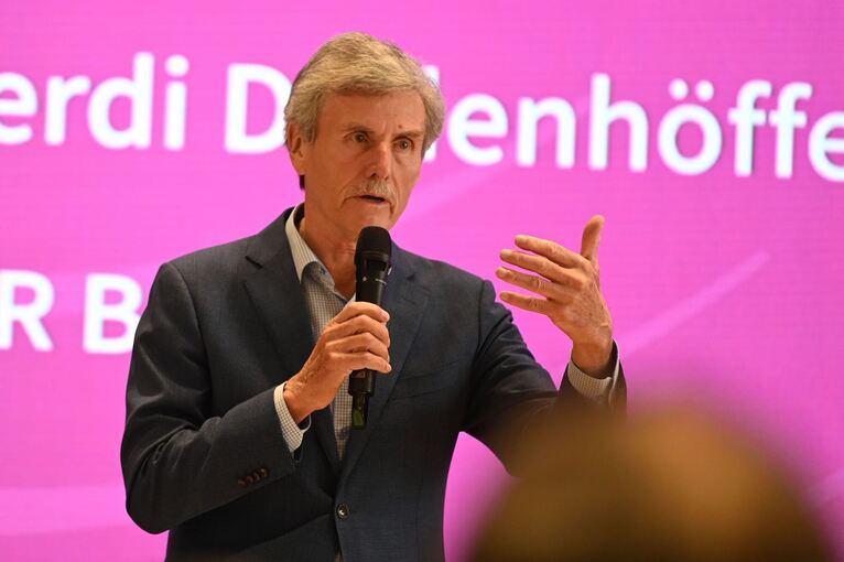 Autoexperte Dudenhöffer