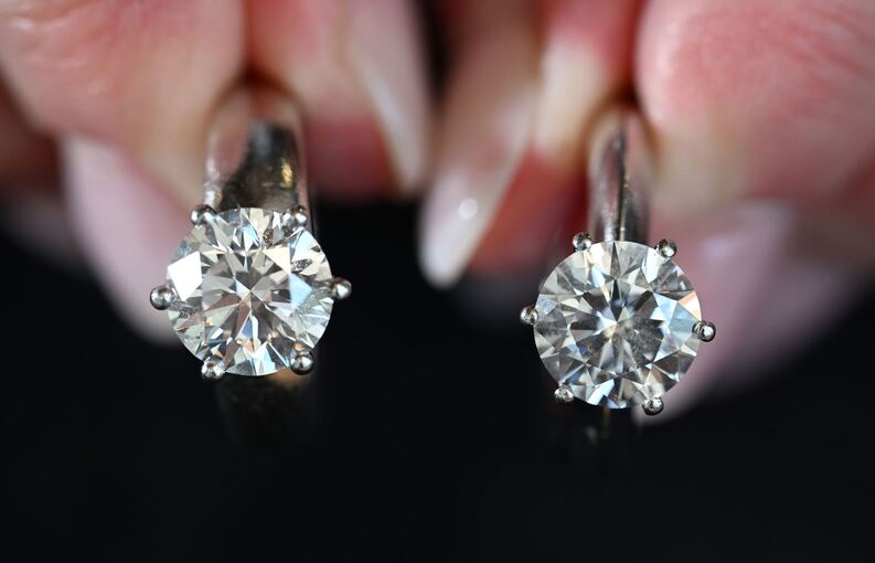 Synthetische Diamanten bei Trau- und Verlobungsringen