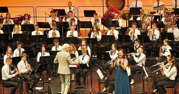 Das Kreisjugendorchester bewies im Forum großes Können gepaart mit reichlich Finesse.