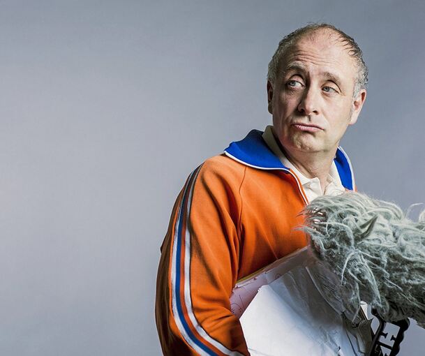 Der mit dem „Oh là là“-Effekt : Alfons schlägt bei allem Witz auch berührende Töne an.