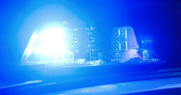 Die Polizei sucht Zeugen, die den Dieb beobachten konnten.