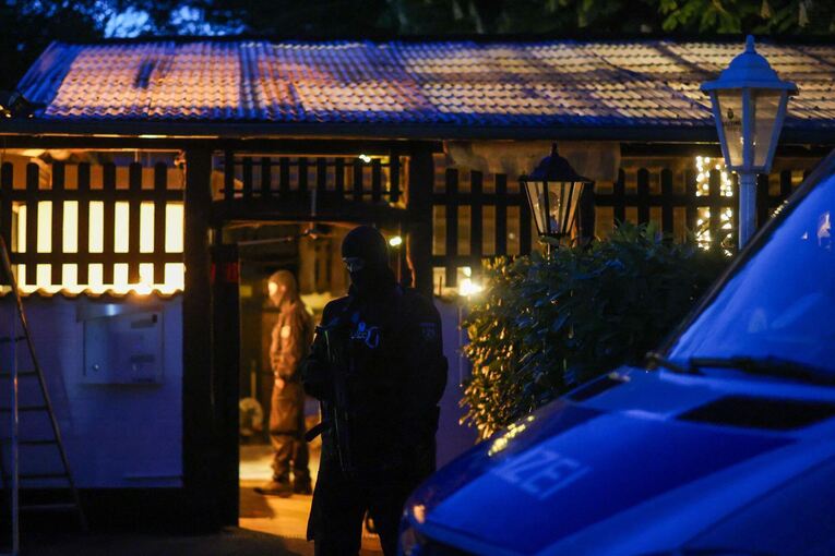 1.200 Polizisten bei Razzia gegen "Hells Angels" im Einsatz