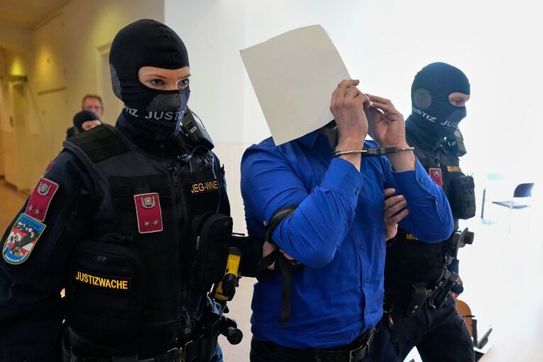 Prozess um mutmaßlichen Anschlag auf Swift-Konzert startet