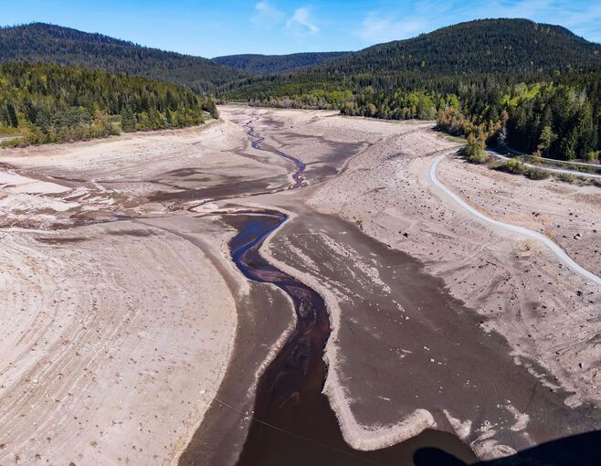 Entleerung der Schwarzenbachtalsperre