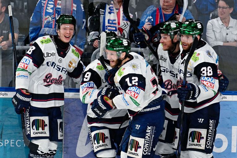 Adler Mannheim - Eisbären Berlin