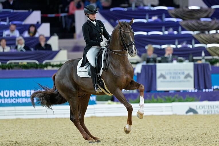 Isabell Werth auf Viva Gold