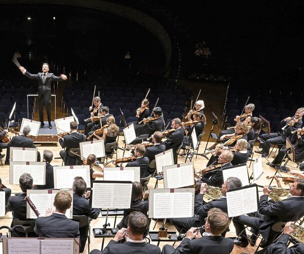 Geheimnisvolle Harmonien: Das Staatsorchester hat ein beeindruckendes Kammerkonzert im Mozartsaal präsentiert.