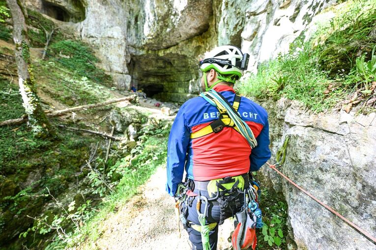 Rettungseinsatz in Falkensteiner Höhle