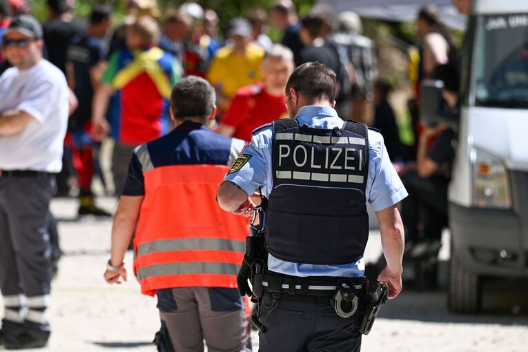 Rettungseinsatz in Falkensteiner Höhle