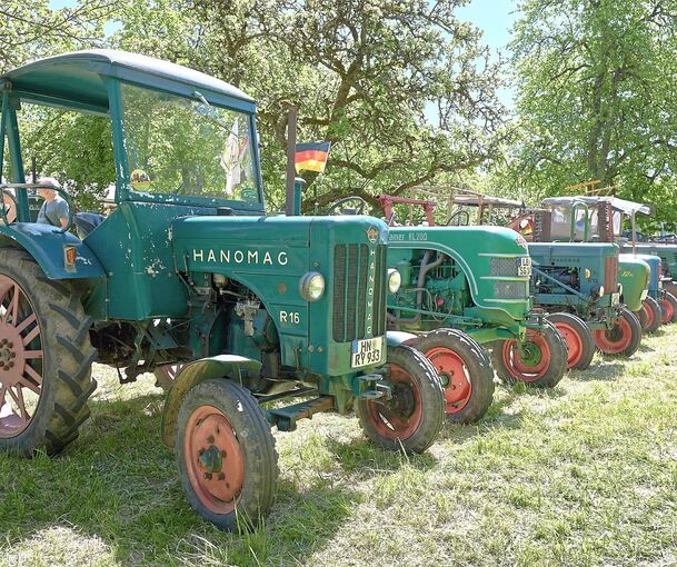 Diese Schlepperparade ist ein Hingucker.