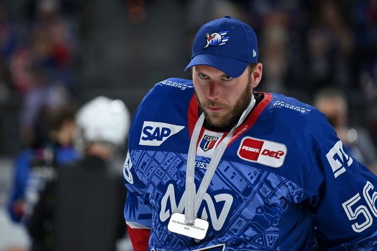 Adler Mannheim - Eisbären Berlin