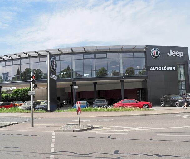 Bild aus besseren Tagen: Die Jeep-Niederlassung der Autolöwen GmbH wird Ende des Monats geschlossen.