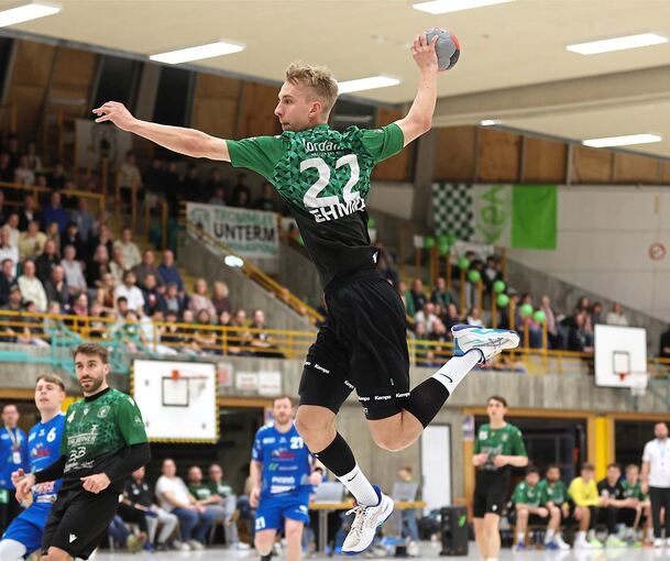 Mit 38:6 Punkten sichert sich der TSV Asperg um Luis Ehmke den Aufstieg in die Verbandsliga.