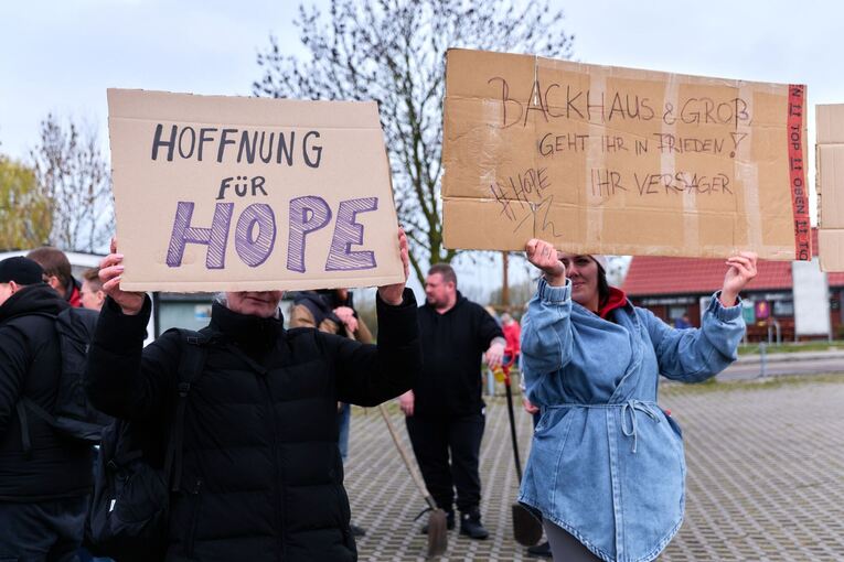 Demo für Rettung des Buckelwals
