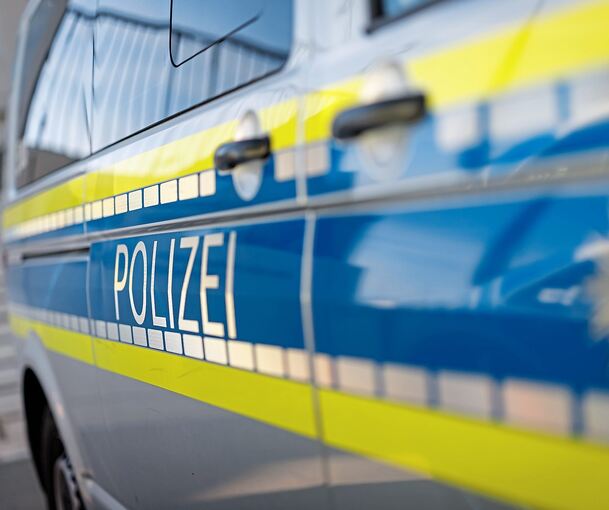 Die Polizei bittet um Hinweise.