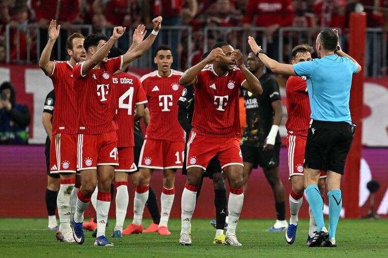 Bayern München - Paris Saint-Germain