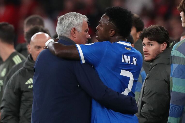 José Mourinho und Vinícius Júnior