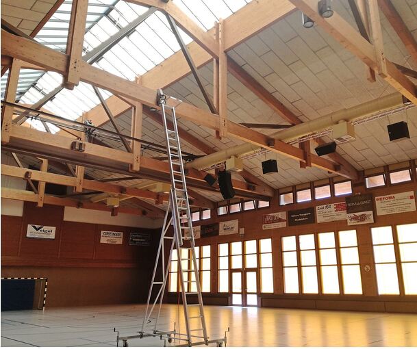 Die Käsberghalle in Mundelsheim müsste kernsaniert werden. Ohne eine Millionenförderung vom Bund ist jedoch ungewiss, ob sich das Projekt in Gänze finanzieren lässt.