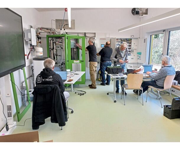 Letzte Arbeiten im Wasserstofflabor.