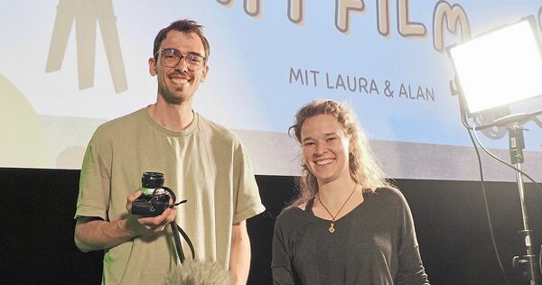 Alan Chadenas und Laura Avemarie studieren an der Filmakademie und sind für die Kinderuni zu Dozenten geworden.