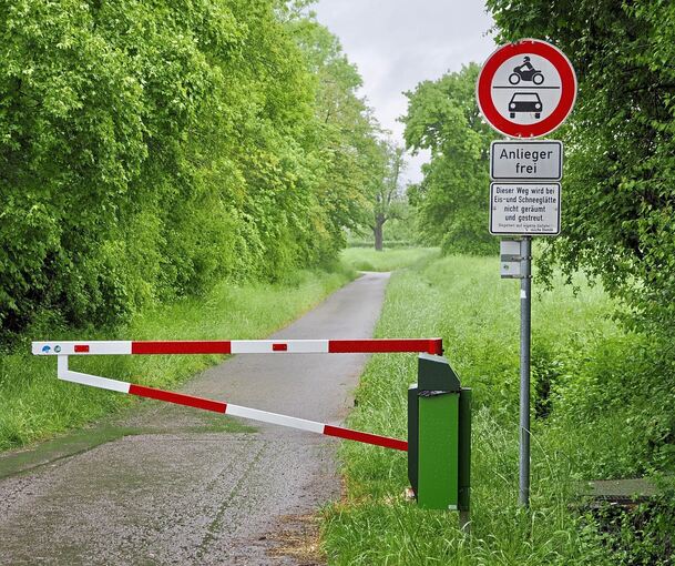 Die Strombergstraße ist eigentlich nur ein besserer Feldweg.