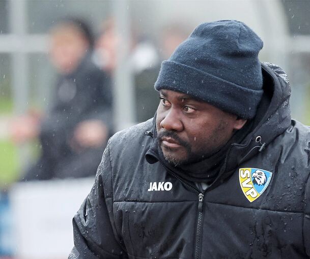 Spürt den Druck: SVP-Trainer Francis Pola.
