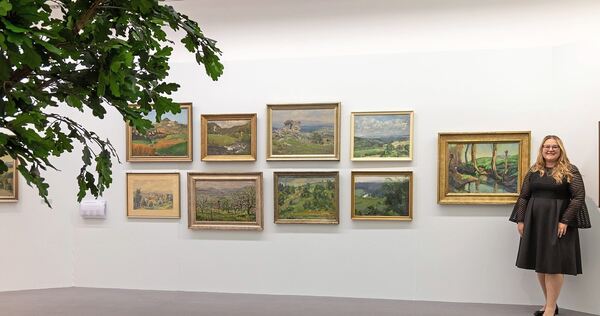 Landschaften mit Sitzgelegenheit: Saskia Dams präsentiert ihre Ausstellung im Museum im Kleihues-Bau.