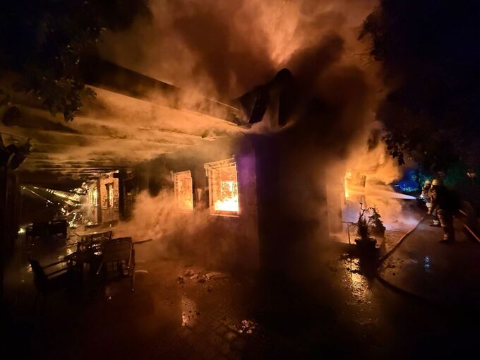 Feuer zerstört Gaststätte in Speyer