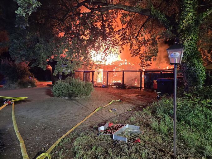 Feuer zerstört Gaststätte in Speyer
