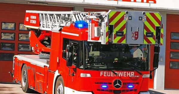 Ditzingen Fire Department Receives New Turntable Ladder for 1 ...