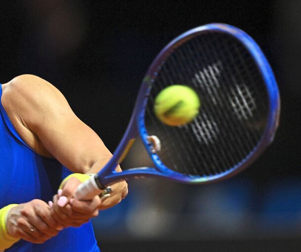 Am Himmelfahrtswochenende fliegen die Bälle auf den Tennisplätzen des TCL, gesucht wird der Bezirksmeister und die Bezirksmeisterin.
