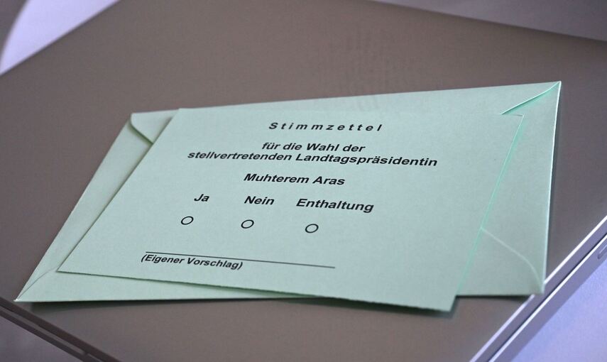 Konstituierende Sitzung des Landtags von Baden-Württemberg Konstituierende Sitzung des Landtags von Baden-Württemberg