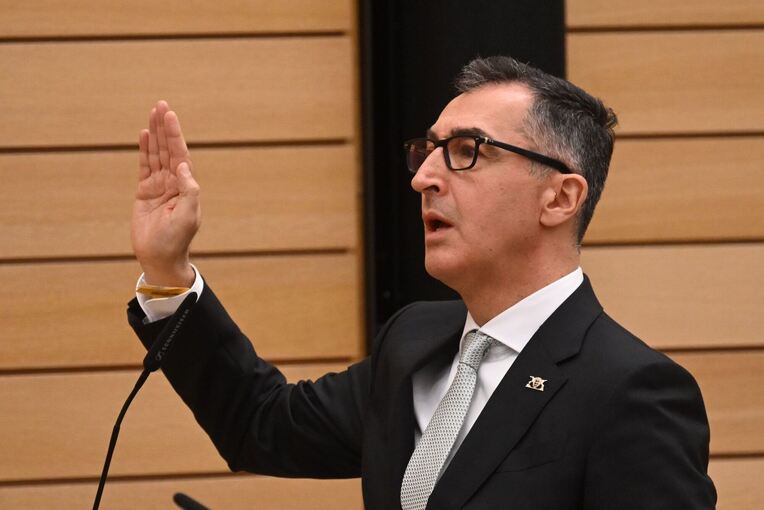 Özdemir wird Ministerpräsident von Baden-Württemberg