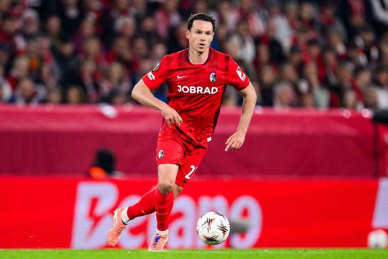 Nicolas Höfler Nicolas Höfler
