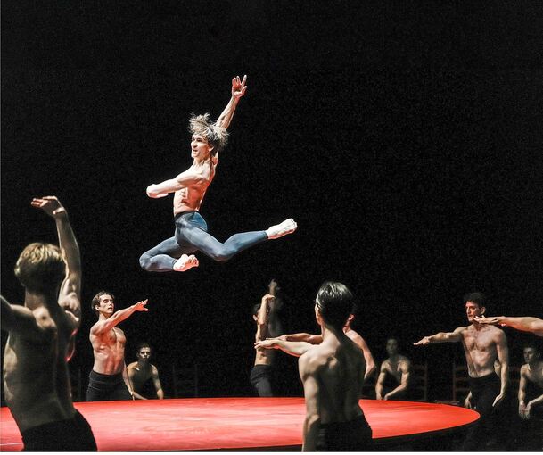Maurice Béjarts Bolero kommt im Juni und Juli 2027 ins Opernhaus und zum Ballett im Park.
