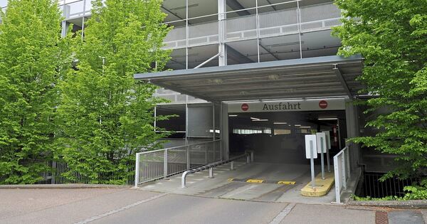 200 Plätze fallen weg: Parkhaus am Ludwigsburger Klinikum wird saniert
