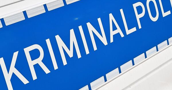 Die Kriminalpolizei sucht Zeugen, die den Dieb beobachten konnten.