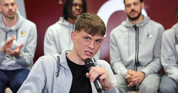 Verkündet am Freitag, dass er den Riesen erhalten bleibt: Youngster Julis Baumer.