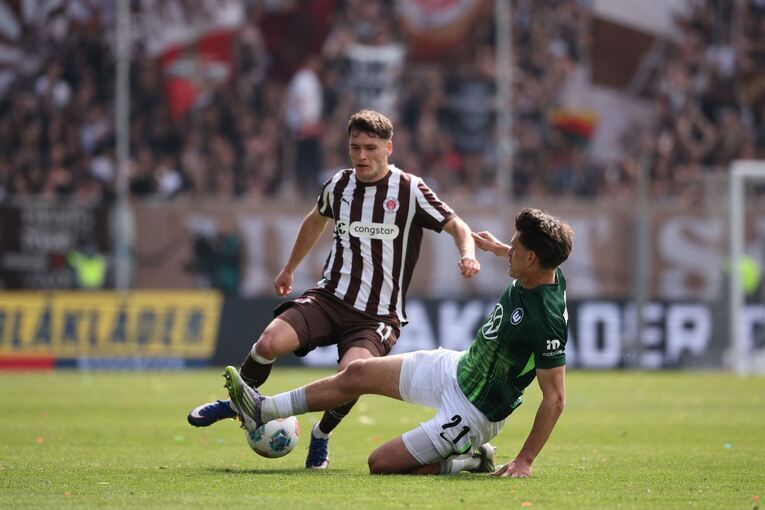 FC St. Pauli - VfL Wolfsburg FC St. Pauli - VfL Wolfsburg